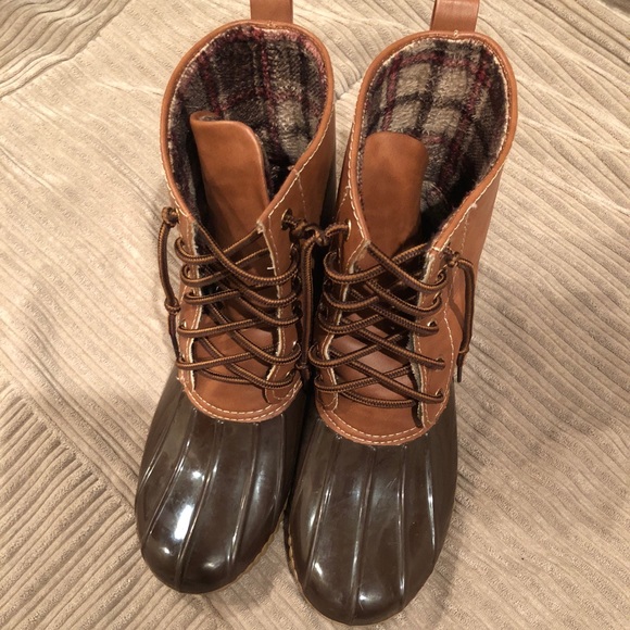 cutest duck boots